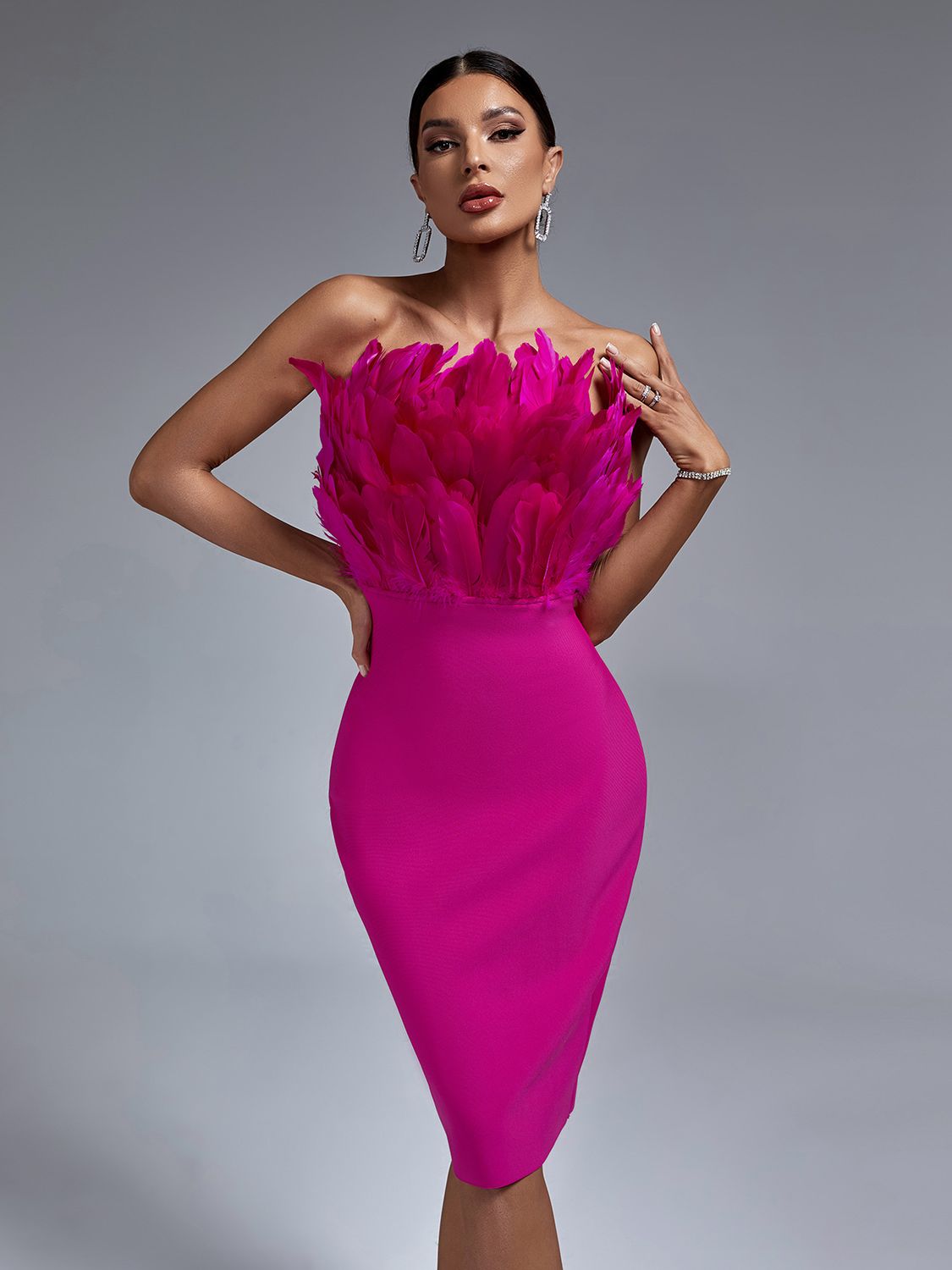 Gorgeous Feather Body con Strapless Dress - Lively & Luxury